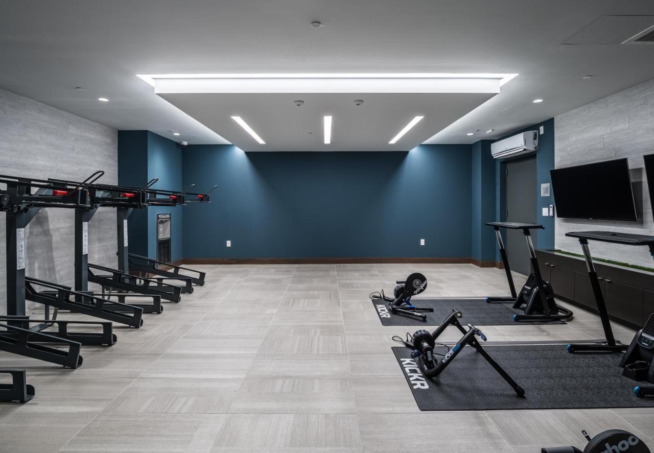 Global Luxury Suites Crystal City Arlington Extérieur photo