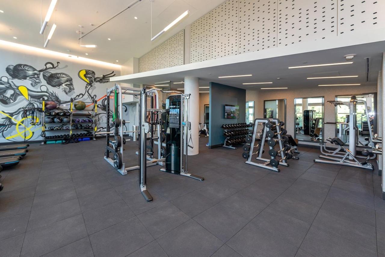 Global Luxury Suites Crystal City Arlington Extérieur photo